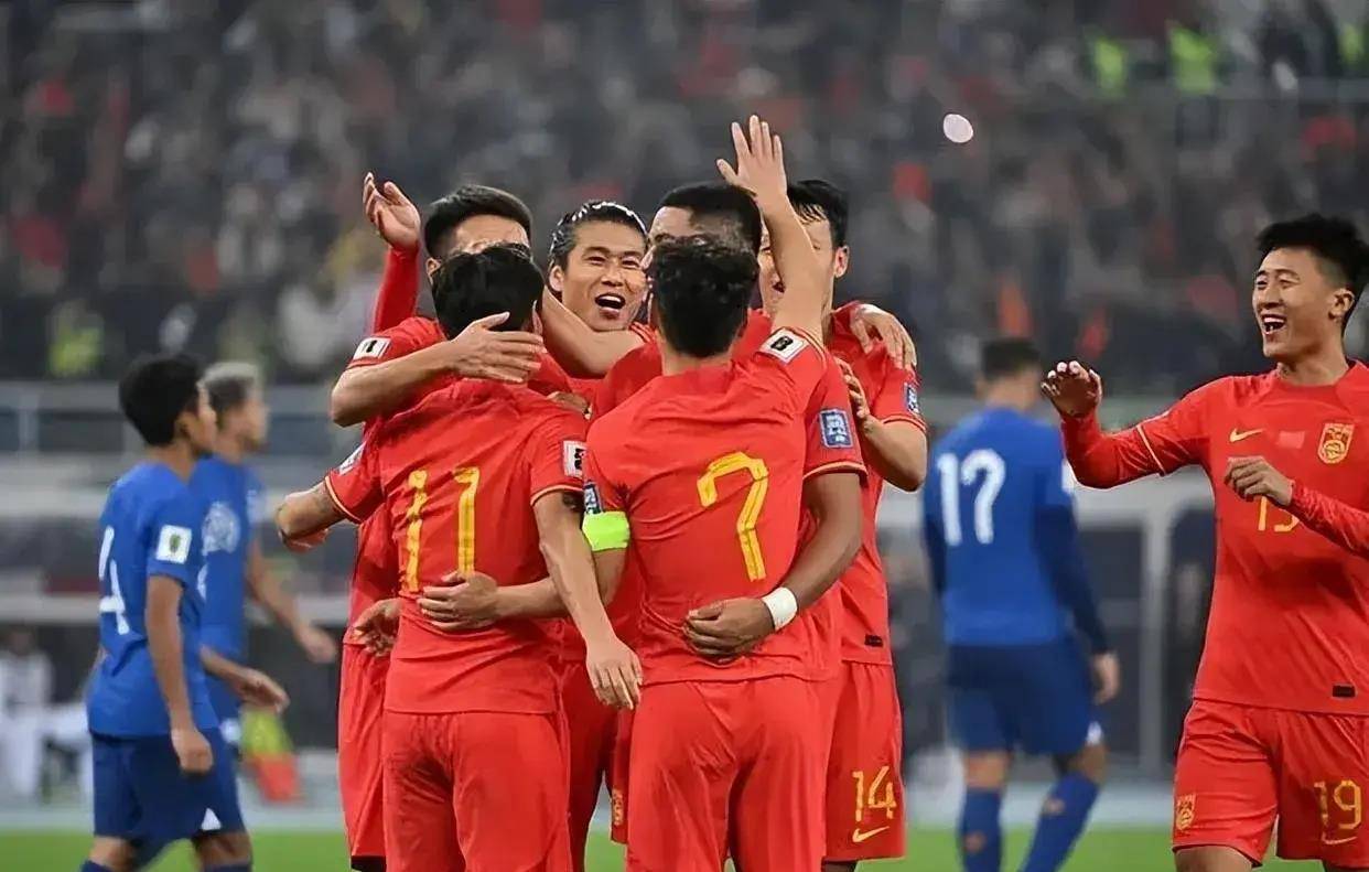 包含国内足球场上对决精彩纷呈比赛场面震撼人心的词条