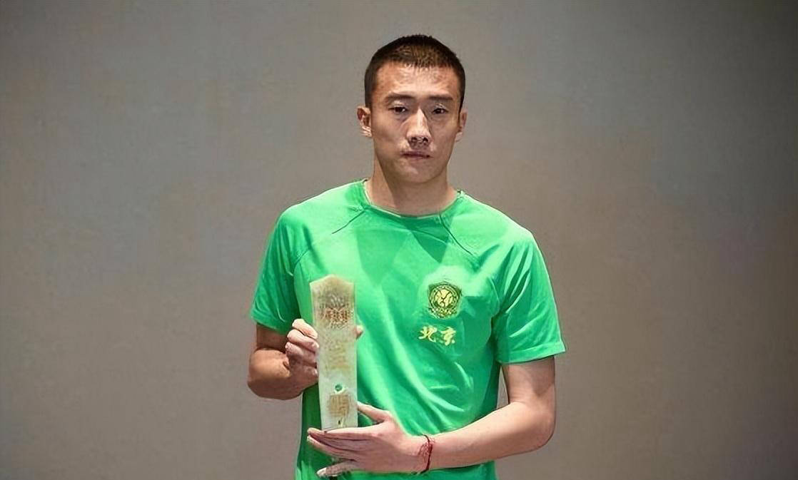 鲁能客场力克劲敌，备战下一轮比赛