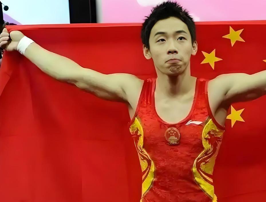 男子选手飒爽英姿，实现金牌梦想