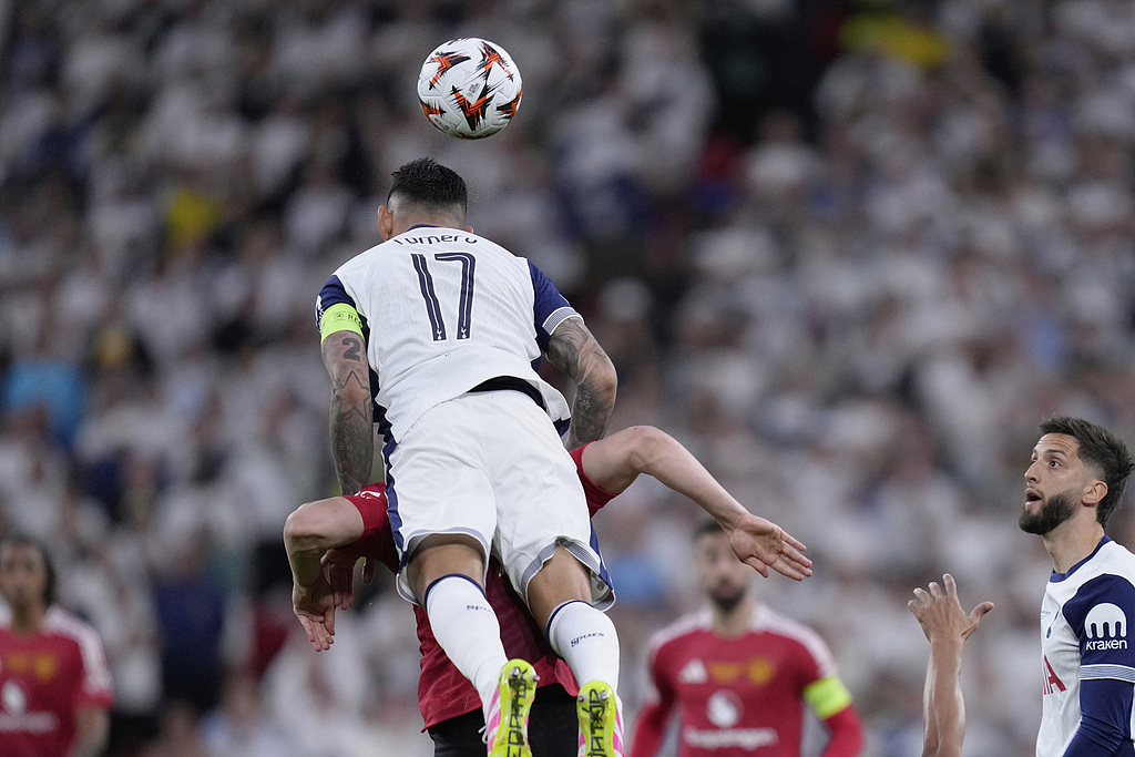 热刺主场大胜，重回胜利赛道